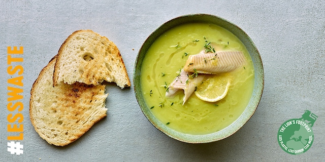 Preisoep met gerookte forel en citroenolie
