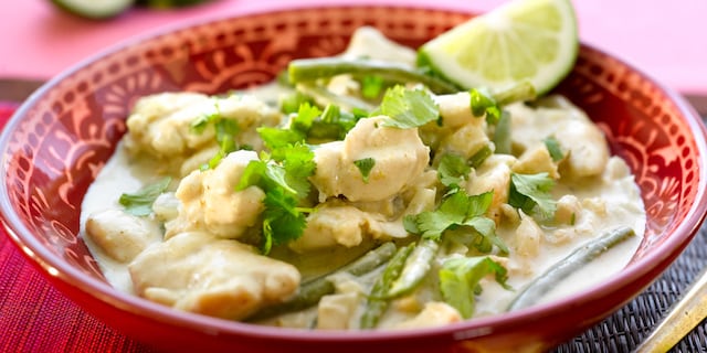 Kipreepjes met groene curry