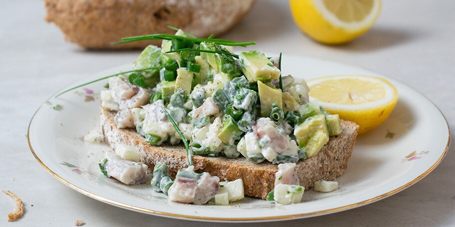 Toasts à la salade de maatjes