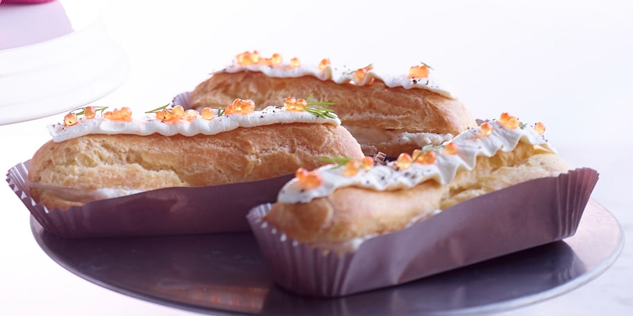 Eclairs met mousse van gerookte Ardeense forelfilet
