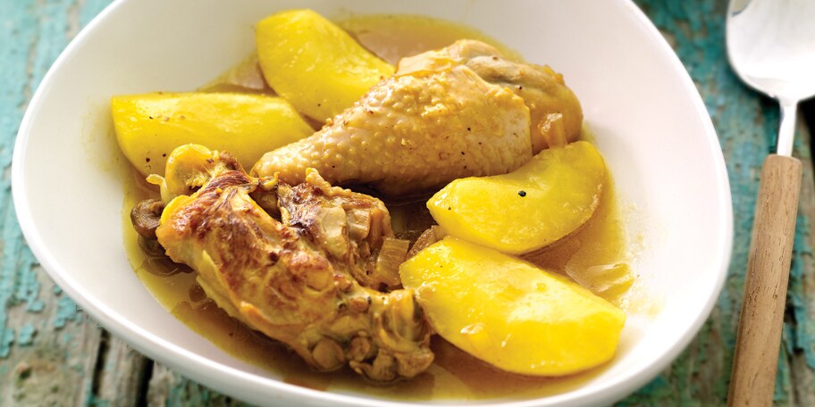 Gevogeltestoofpot met appelen