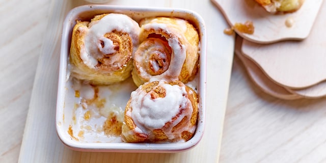 Cinnamon rolls