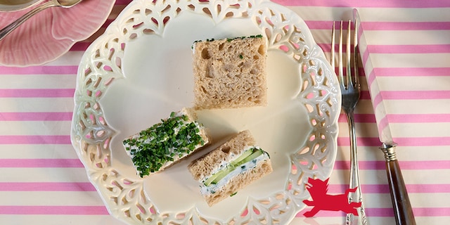 Minisandwiches met komkommer