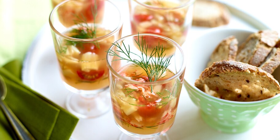 Aspic van rivierkreeften met kerstomaten