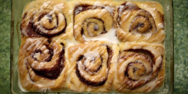 Cinnamon rolls véganes